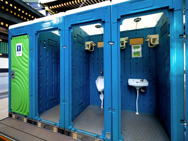 Porta potty delivery and setup in Clinton, PA